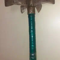 تبر بزرگ فولادی قدیمی 75