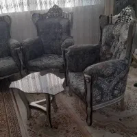 مبلمان ۹ نفره با میز عسلی و جلومبلی|مبلمان خانگی و میز عسلی|رشت, سعدی (تختی)|دیوار