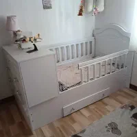 تخت کودک و نوجوان