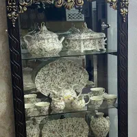 بوفه قهوه ای