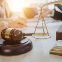 وکیل پایه یک متخصص دادگاه تجدیدنظر ودیوانعالی کشور