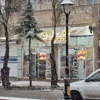 به یک فروشنده نیازمندیم