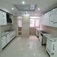 ۵۵ متر موقیعت اداری و مسکونی بر بلوار گلاب