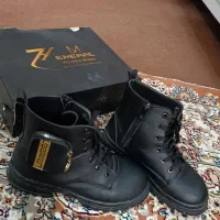 نیم بوت در حد نو