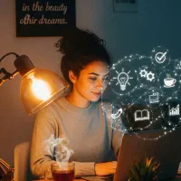 ادیتور و ادمین کاملا غیر حضوری هستم کامل بخون