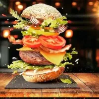 نیروی خانم جوان برای فست فود