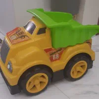 کامیون اسباب بازی