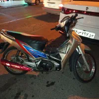 موتور سیکلت بی کلاچ پیشرو