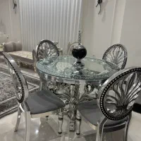 مبل و میز نهار خوری