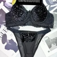 ست اسفنجی|لباس|آبیک, |دیوار