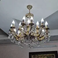 لوستر ۱۸ شعله