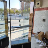 ویترین مغازه