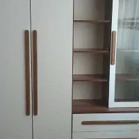 کمد و ویترین در حد نو