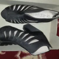 کفش مجلسی زنانه سایز۳۹که ممکنه به ۳۸و۴۰هم بخوره|کیف، کفش، کمربند|شیراز, شهرک نیروی انتظامی|دیوار