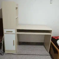 فروش صندلی و میز تحریر رایانه و قفسه کتاب