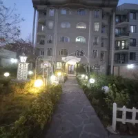 اشرفی اصفهانی// ۵۳ متر آفتابگیر