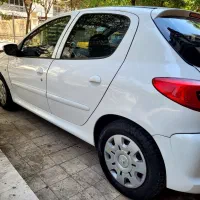 پژو207 دنده ای مدل ۱۳۹۹ بی رنگ