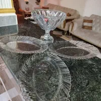 سه عدد دیس پلوخوری ...و یک ظرف میوه