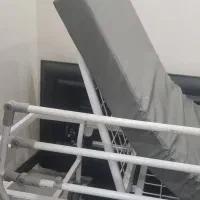 تخت بیمارستانی یک شکن فلزی