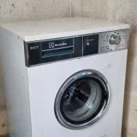 ماشین لباسشویی الکترلوکس