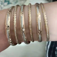 دستبند وزنجیر کارتیه النگو سرویس طلا قیمت تابلو