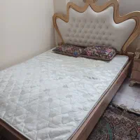 تخت خواب دو نفره
