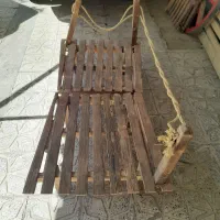 نیمکت چوبی
