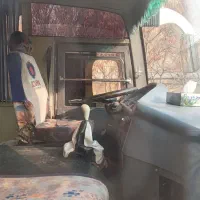 مینی بوس سیترا یوی|خودرو سنگین|ری, شهادت|دیوار