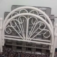 تخت یک نفره فلزی|تخت و سرویس خواب|کرمانشاه, |دیوار