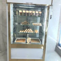 یخچال‌ ویترینی