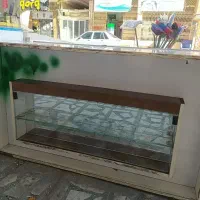 ویترین یا میز