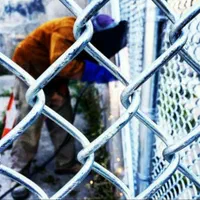 فنس. گابیون. سیم خاردار. پایه بتنی