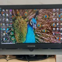 تلوزیون ۳۲ LCD