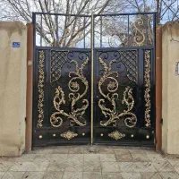 درب ویلایی و پارکینگ