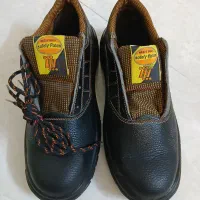 کفش ایمنی و کوهنوردی سایز و طرح های مختلف کاملا نو