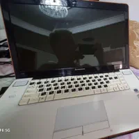 لب تاب کارکرده. سلامت لنووا