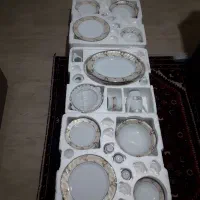 سرویس‌چینی‌زرین۱۲نفره