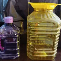 دبه ترشی و آب