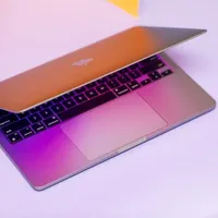 Apple Macbook Pro M2 2022