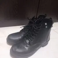 بوت|کیف، کفش، کمربند|فردوسیه, |دیوار