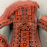 لباس دست دوز اصلی