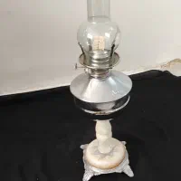 چراغ گرد سوز نفتی قدیمی پایه سنگ مرمر انتیک