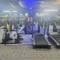 نظافت چی و خدماتی اقا