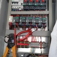 برق صنعتی برق کار لوله کشی رنگ کار جوشکار نصب کولر