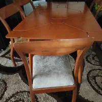میز شش نفره با چهارصندلی