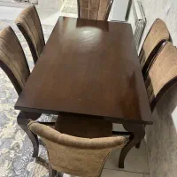 میز غذاخوری شش‌نفره