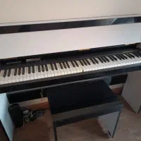 پیانو دیجیتال با اسپیکر و صدای تقویت شده