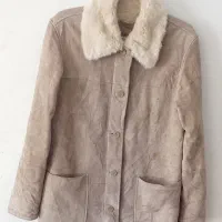 یک عددکوت اسپرت|لباس|فیروزآباد (فارس), |دیوار