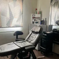 ارایشگاه و سالن زیبایی|مبلمان خانگی و میز عسلی|پرند, فاز ۵|دیوار