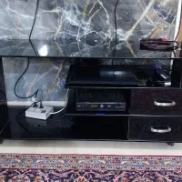 میز تلویزیون|میز تلویزیون|پرند, فاز ۲|دیوار